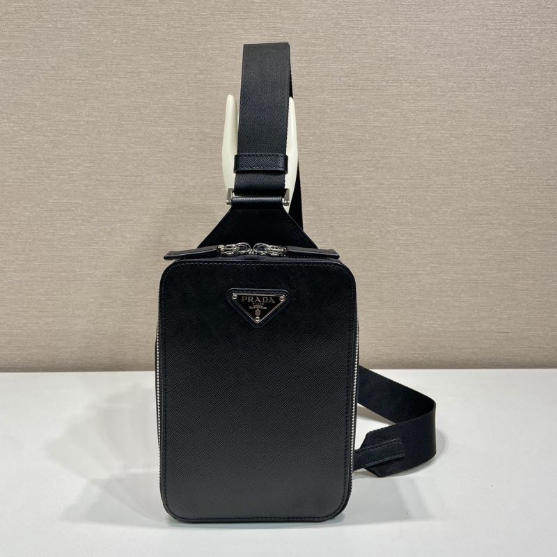 Pra*a waist chest packs